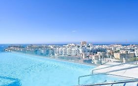 Seashell Infinity Luxury Apartment